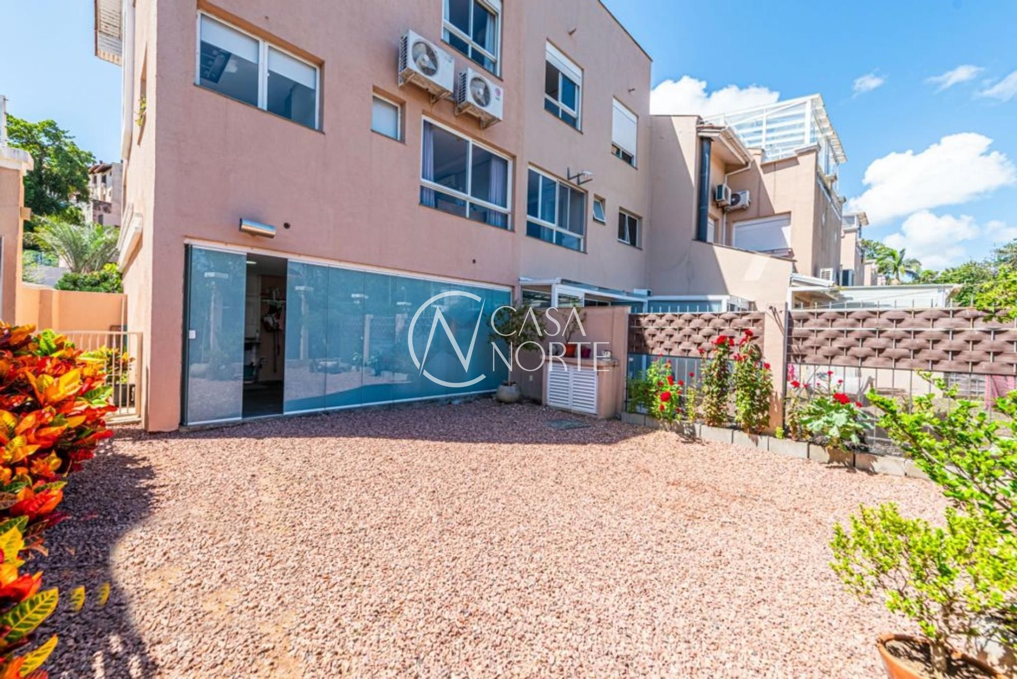 Casa de Condomínio à venda com 2 quartos, 230m², 3 suítes, 2 vagas, Avenida Coronel Marcos no bairro Pedra Redonda em Porto Alegre