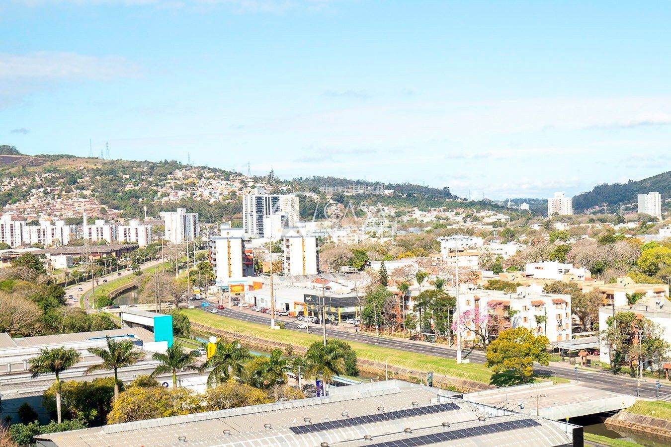 Apartamento à venda com 3 quartos, 101m², 1 suíte, 2 vagas, Rua São Josémaria Escriva no bairro Jardim do Salso em Porto Alegre