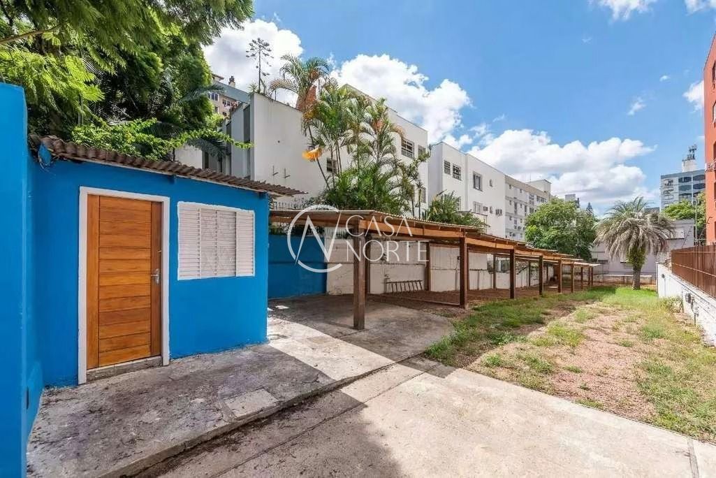 Terreno à venda  com 384m², Rua Vicente da Fontoura no bairro Bela Vista em Porto Alegre