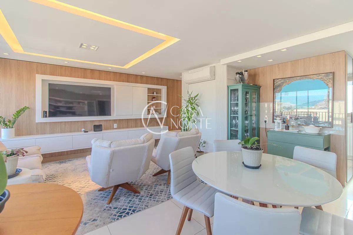 Apartamento à venda com 3 quartos, 104m², 1 suíte, 2 vagas, Avenida da Cavalhada no bairro Cavalhada em Porto Alegre