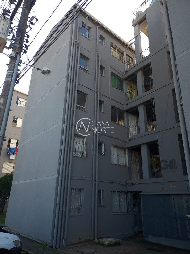 Apartamento à venda com 2 quartos, 39m², 1 vaga, Rua dos Maias no bairro Rubem Berta em Porto Alegre