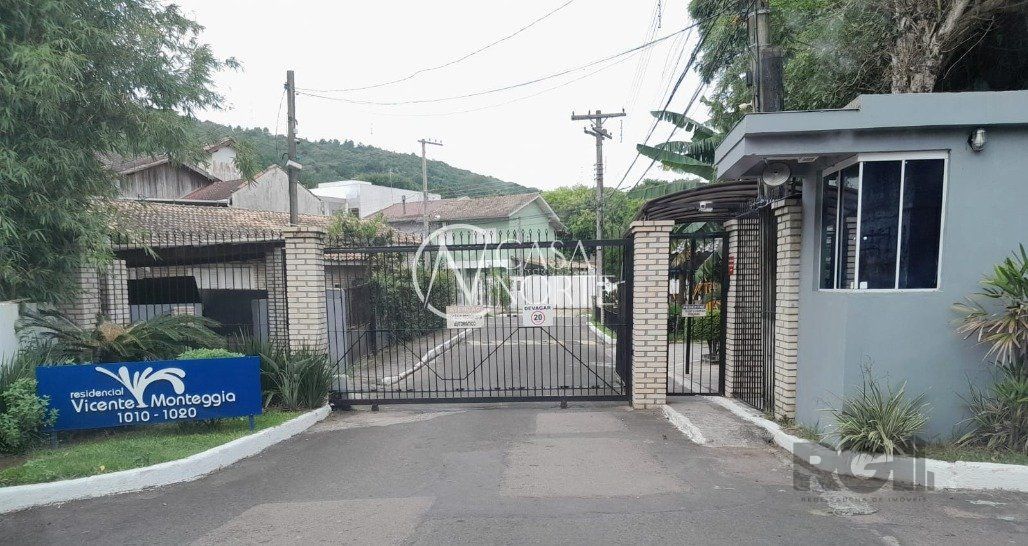 Terreno à venda  com 200m², Avenida Vicente Monteggia no bairro Cavalhada em Porto Alegre