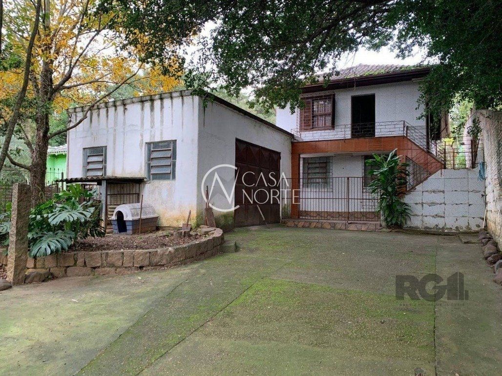 Geminado à venda com 3 quartos, 12m², 2 vagas, Avenida Belem Velho no bairro Vila Nova em Porto Alegre