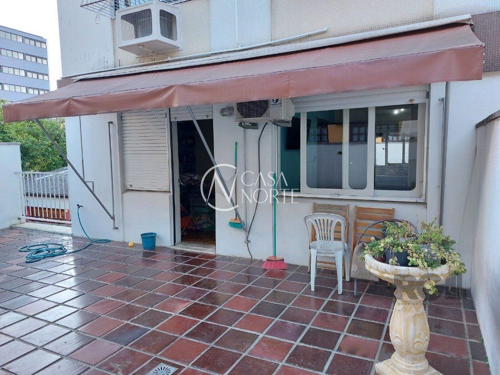 Apartamento à venda com 2 quartos, 81m², 1 suíte, 1 vaga, Rua Itororo no bairro Menino Deus em Porto Alegre