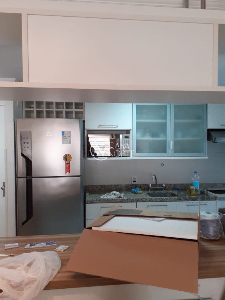 Apartamento à venda com 3 quartos, 82m², 1 suíte, 2 vagas, Rua Bispo William Thomas no bairro Teresópolis em Porto Alegre