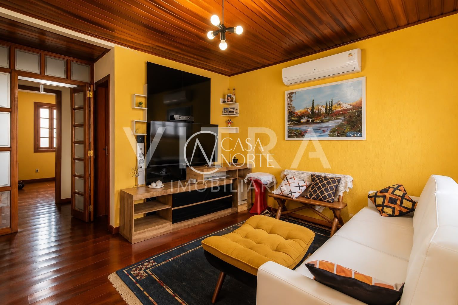 Casa à venda com 3 quartos, 164m², 1 suíte, 1 vaga, Rua Antônio João Brugnera no bairro Santa Tereza em Porto Alegre