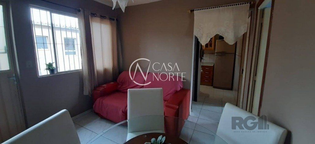 Apartamento à venda com 2 quartos, 40m², Rua dos Maias no bairro Rubem Berta em Porto Alegre