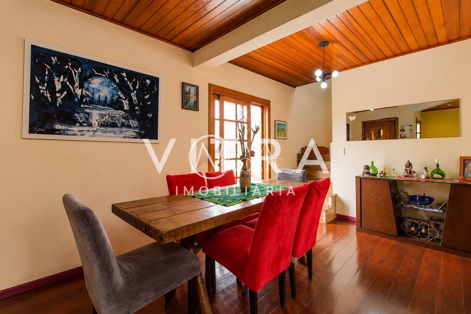 Casa à venda com 3 quartos, 164m², 1 suíte, 1 vaga, Rua Antônio João Brugnera no bairro Santa Tereza em Porto Alegre