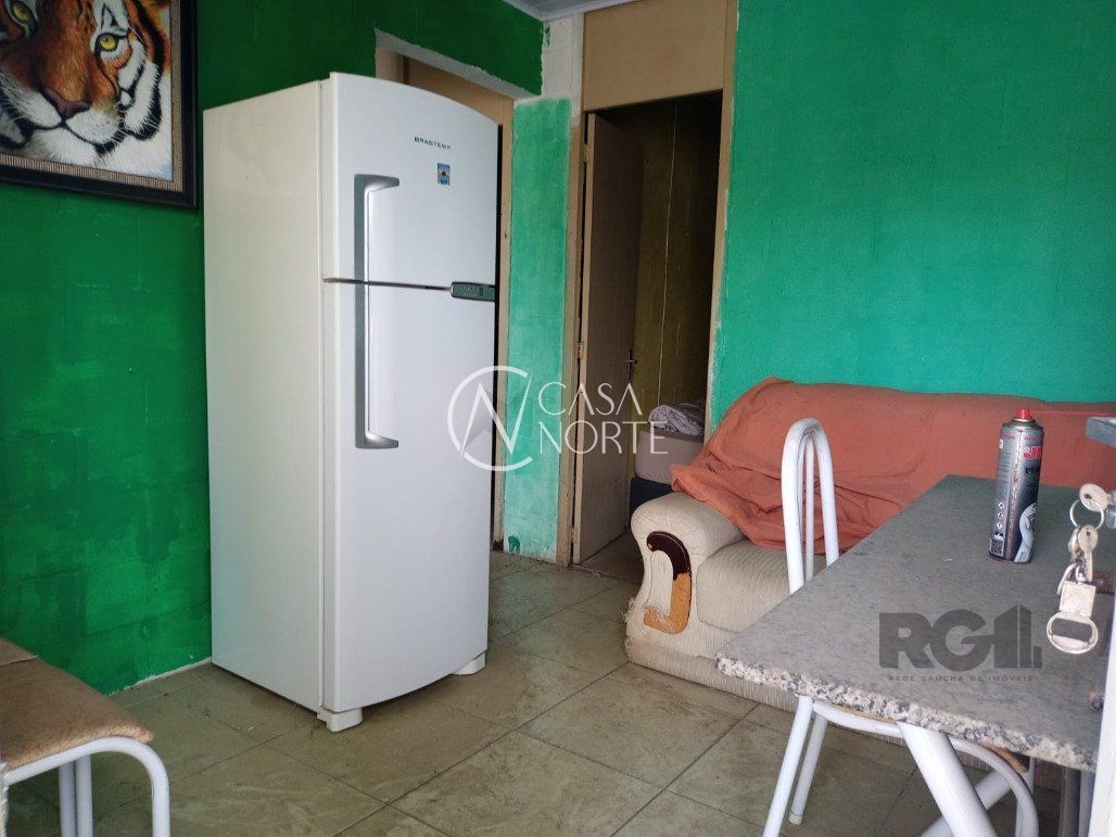 Apartamento à venda com 2 quartos, 39m², 1 vaga, Rua dos Maias no bairro Rubem Berta em Porto Alegre