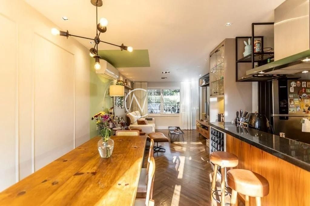 Casa de Condomínio à venda com 3 quartos, 120m², 1 suíte, 2 vagas, João Salomoni no bairro Vila Nova em Porto Alegre