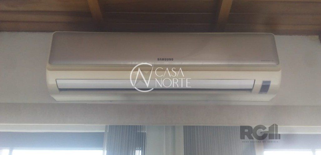 Cobertura à venda com 2 quartos, 206m², 2 vagas, Rua General Gomes Carneiro no bairro Medianeira em Porto Alegre