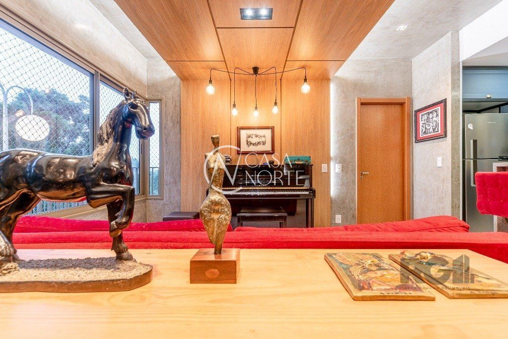 Apartamento à venda com 3 quartos, 105m², 1 suíte, 2 vagas, Avenida da Cavalhada no bairro Cavalhada em Porto Alegre