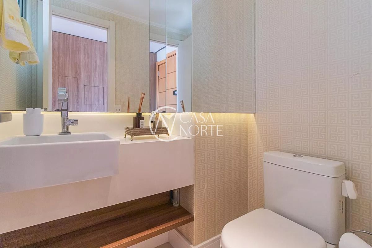 Apartamento à venda com 3 quartos, 104m², 1 suíte, 2 vagas, Avenida da Cavalhada no bairro Cavalhada em Porto Alegre