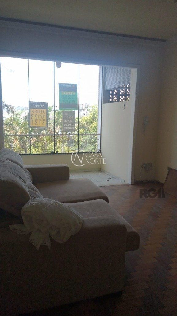Apartamento à venda , 92m², Avenida Professor Oscar Pereira no bairro Azenha em Porto Alegre
