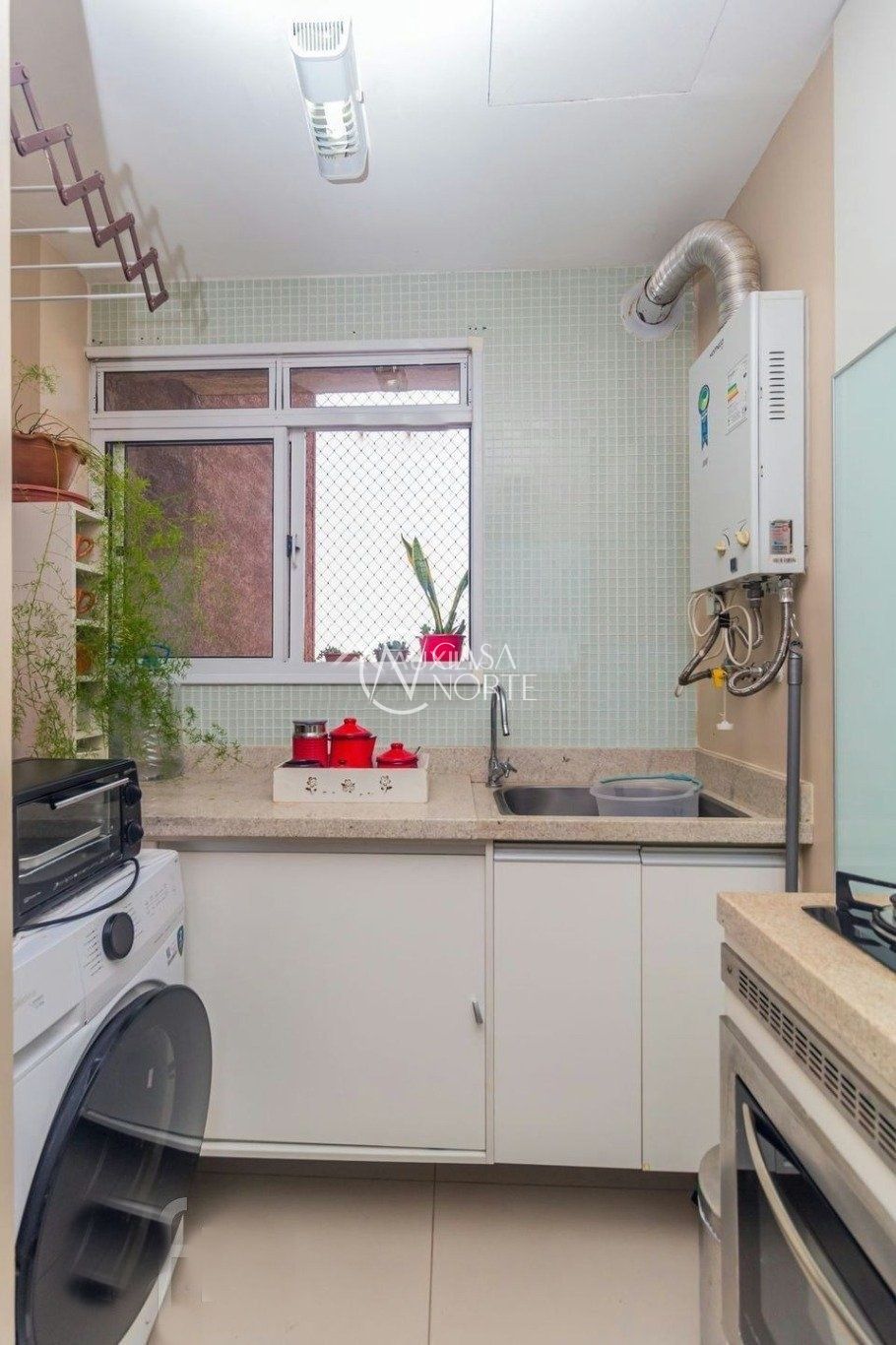 Apartamento à venda com 3 quartos, 76m², 1 suíte, 1 vaga, Beco Souza Costa no bairro Morro Santana em Porto Alegre