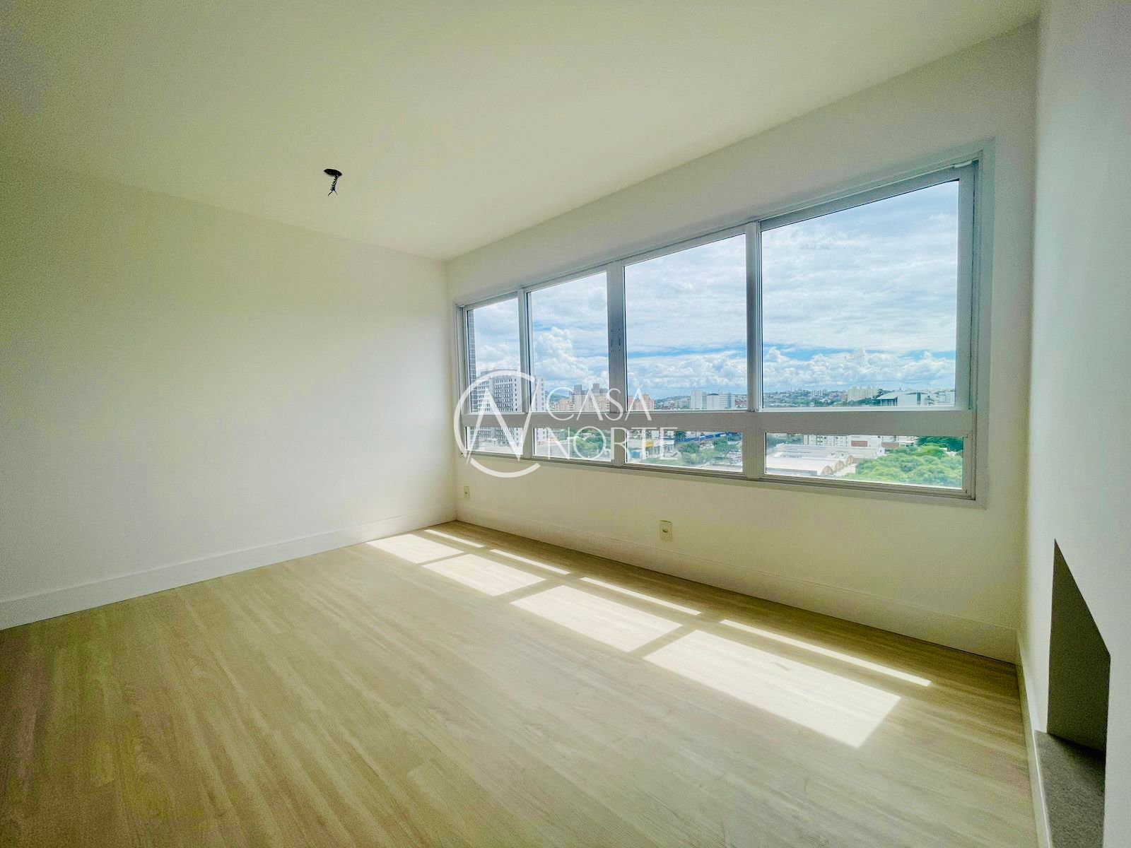 Apartamento à venda com 3 quartos, 101m², 1 suíte, 2 vagas, Rua São Josémaria Escriva no bairro Jardim do Salso em Porto Alegre