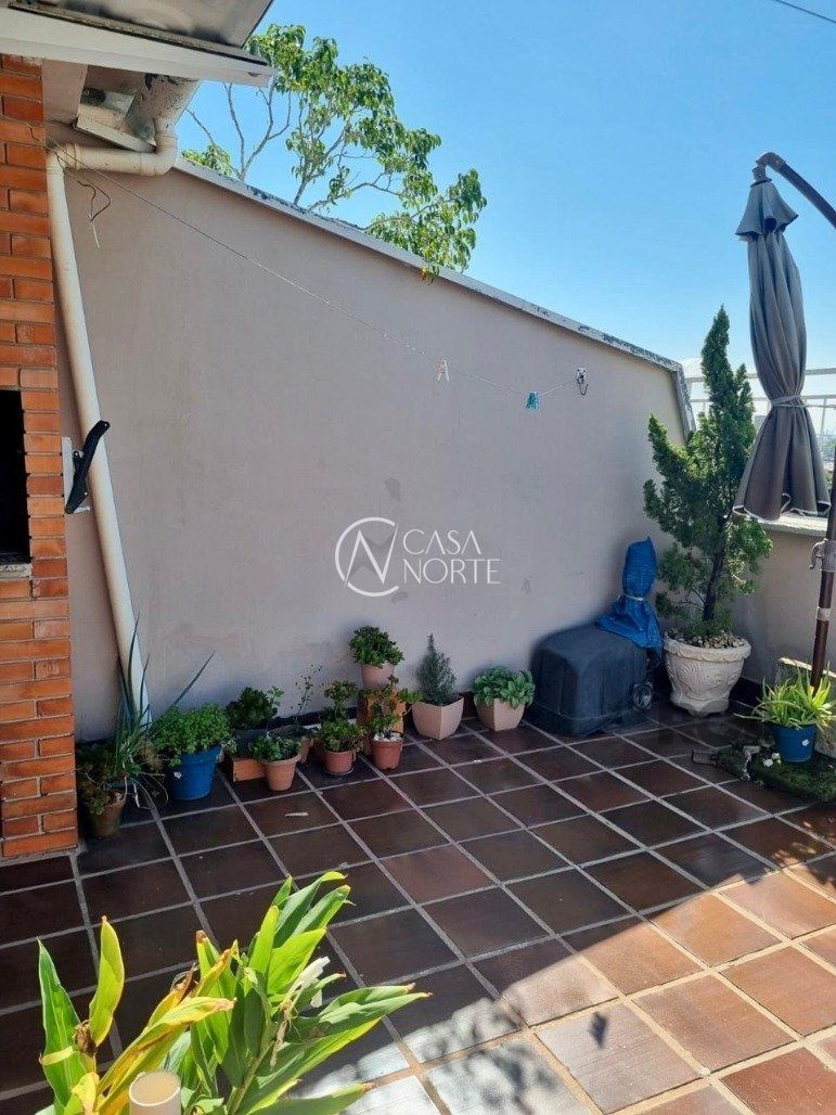 Cobertura à venda com 2 quartos, 122m², Rua Ernesto Alves no bairro Floresta em Porto Alegre