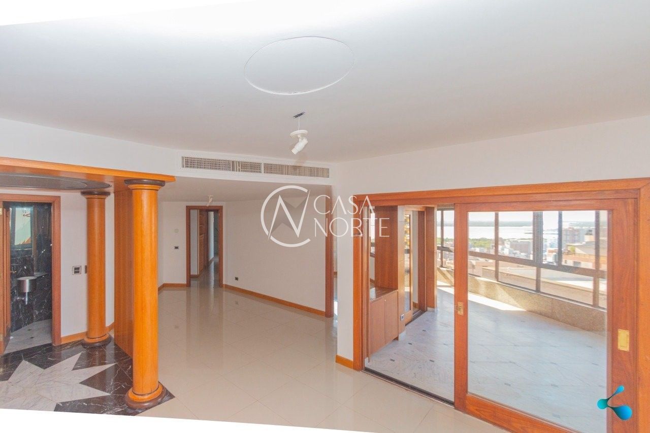 Cobertura à venda com 3 quartos, 471m², 1 suíte, 3 vagas, Rua Cleveland no bairro Santa Tereza em Porto Alegre