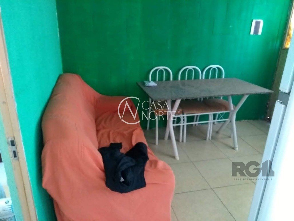 Apartamento à venda com 2 quartos, 39m², 1 vaga, Rua dos Maias no bairro Rubem Berta em Porto Alegre