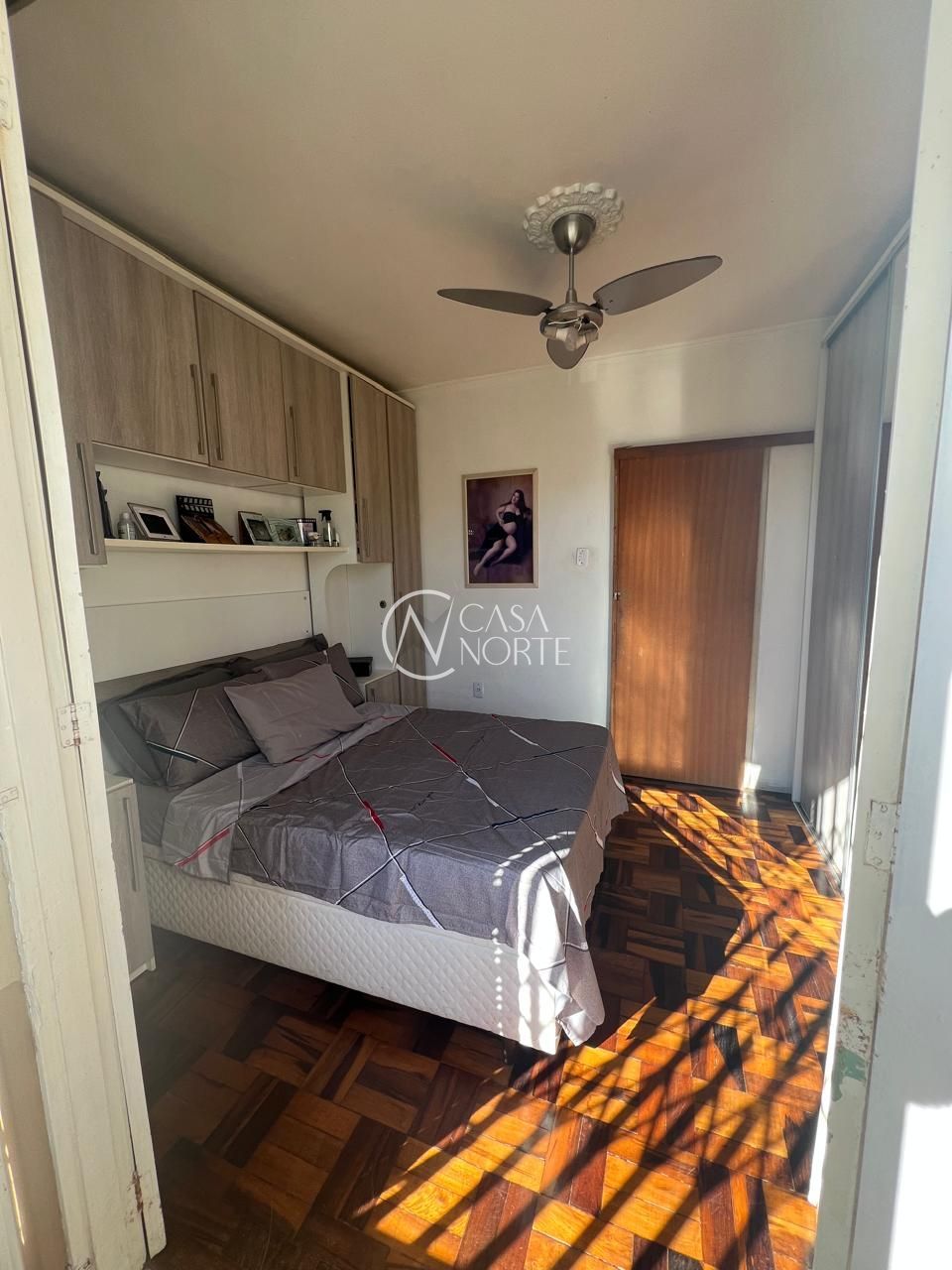 Apartamento à venda com 2 quartos, 48m², Rua Doutor Voltaire Pires no bairro Santo Antônio em Porto Alegre