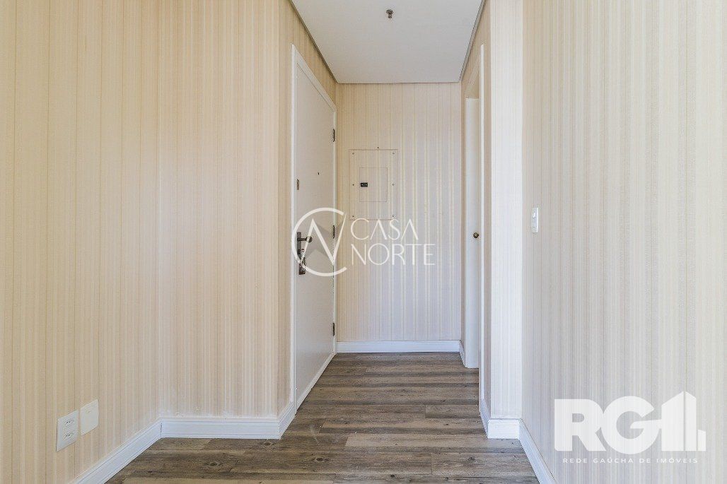 Sala Comercial à venda , 27m², 1 vaga, Avenida Goethe no bairro Rio Branco em Porto Alegre