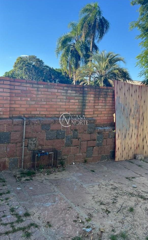 Terreno à venda  com 220m², Rua Landel de Moura no bairro Tristeza em Porto Alegre