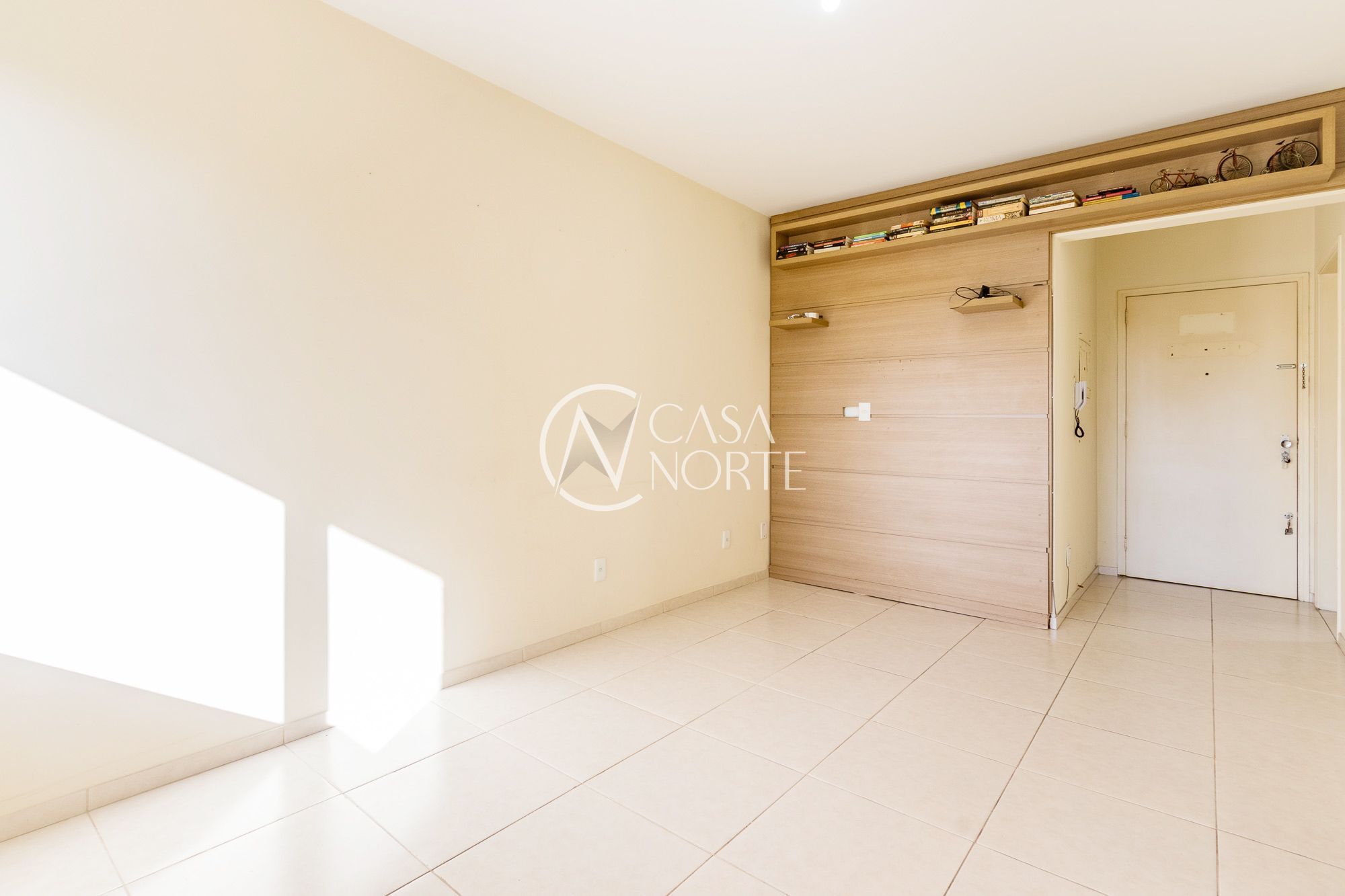 Apartamento à venda com 2 quartos, 72m², 1 vaga, Rua Luzitana no bairro Higienópolis em Porto Alegre