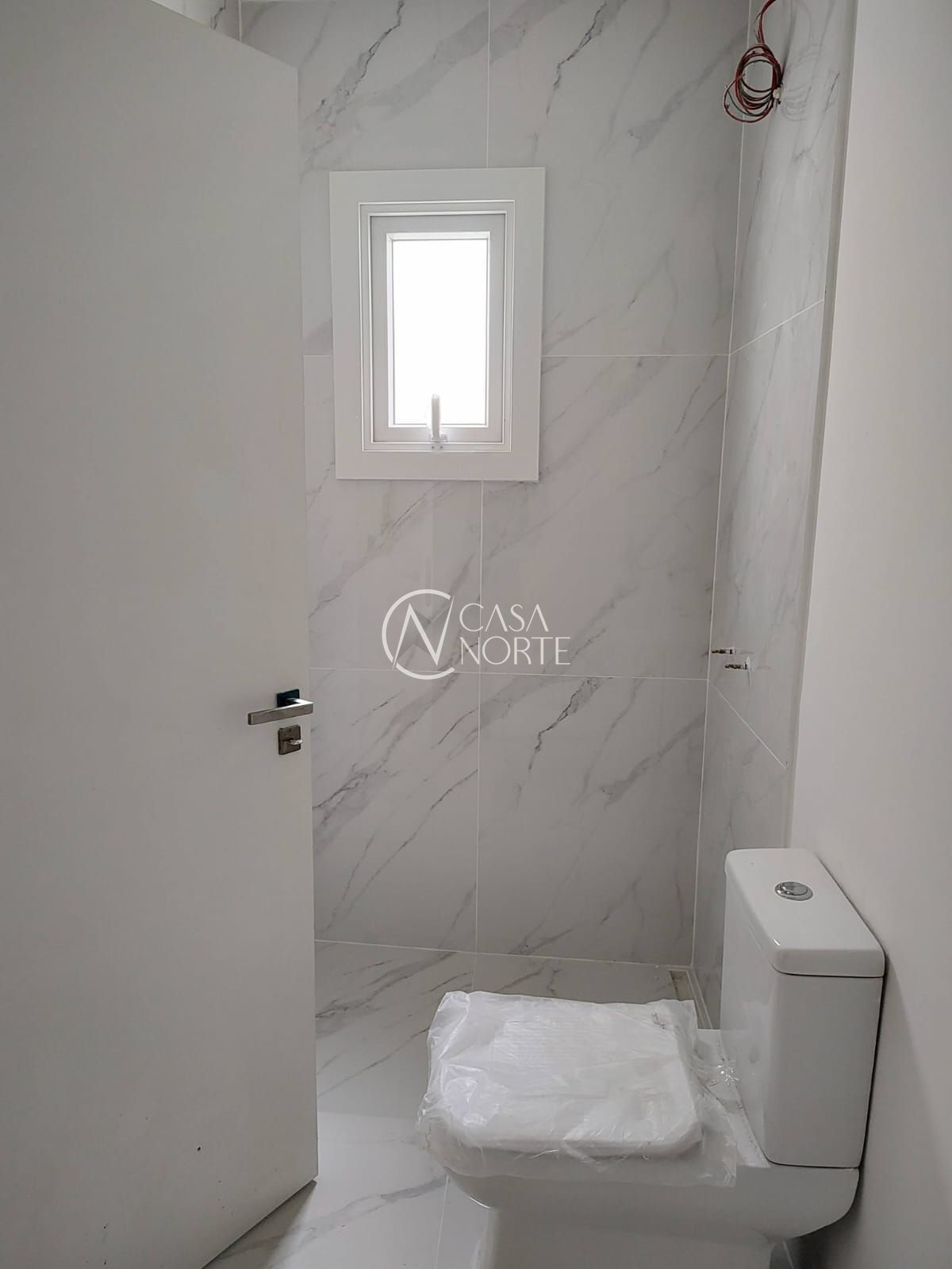 Casa de Condomínio à venda com 2 quartos, 84m², 1 suíte, 1 vaga, Rua Padre João Batista Reus no bairro Vila Conceição em Porto Alegre