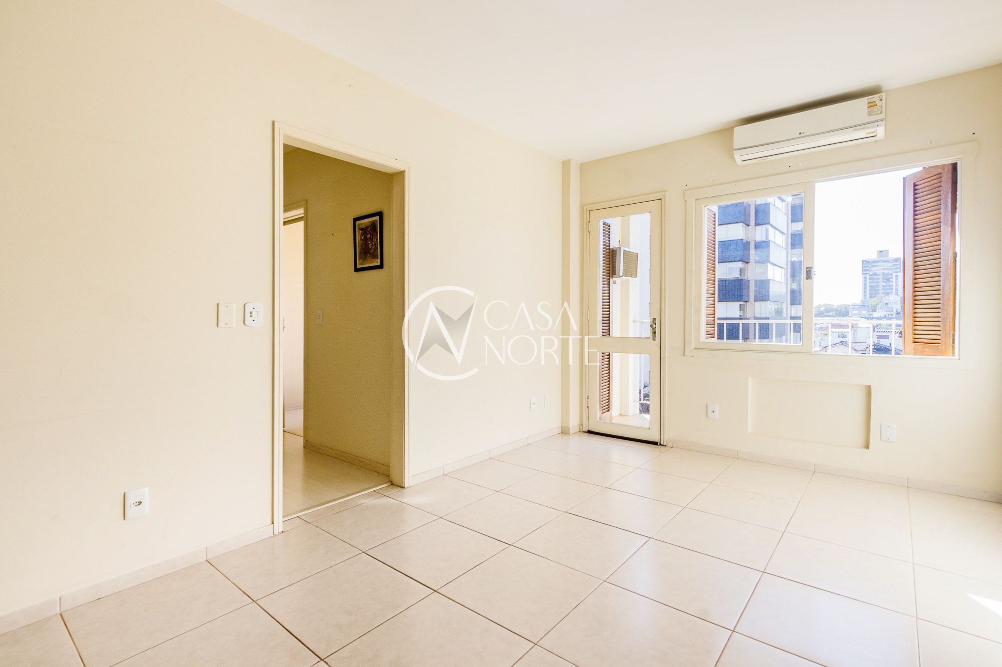 Apartamento à venda com 2 quartos, 72m², 1 vaga, Rua Luzitana no bairro Higienópolis em Porto Alegre