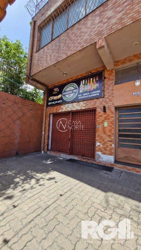 Loja à venda , 100m², 2 vagas, Rua Coronel Massot no bairro Cristal em Porto Alegre