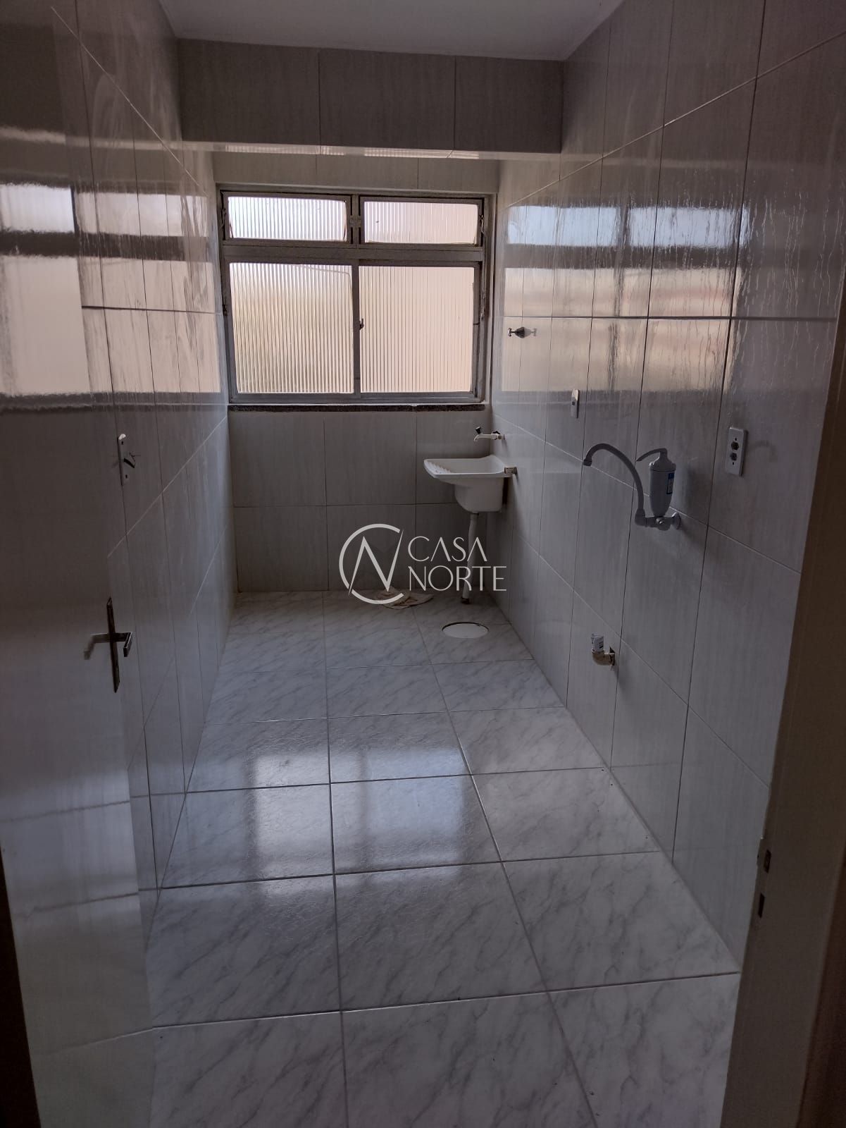 Apartamento à venda com 1 quarto, 41m², Rua Carlos Estevão no bairro Jardim Leopoldina em Porto Alegre