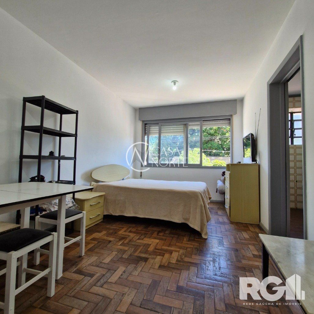 Kitnet à venda , 28m², Rua Bento de Amaral no bairro Partenon em Porto Alegre