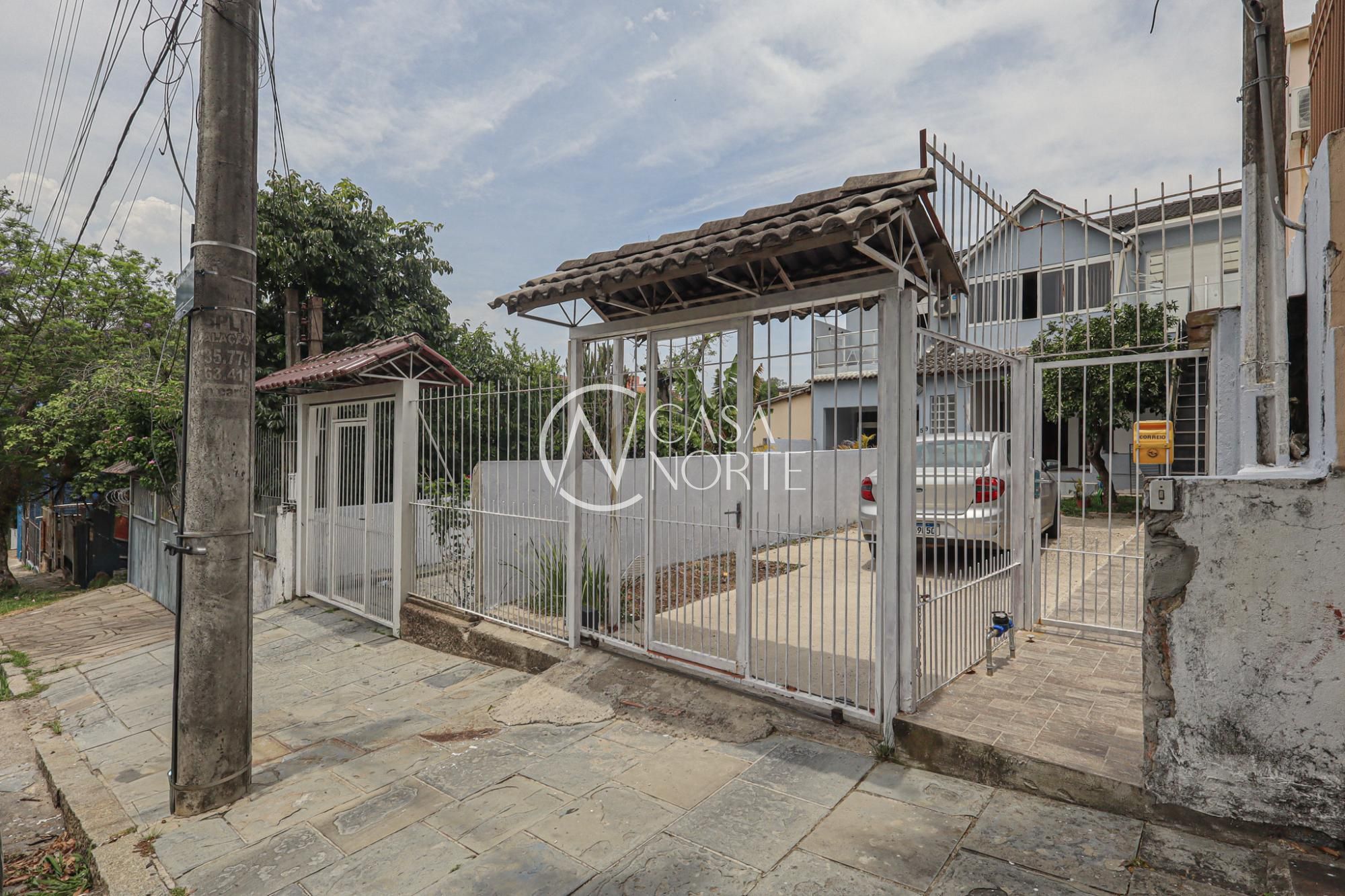 Casa à venda com 4 quartos, 277m², 2 suítes, 3 vagas, Rua Noel Rosa no bairro Jardim Sabará em Porto Alegre