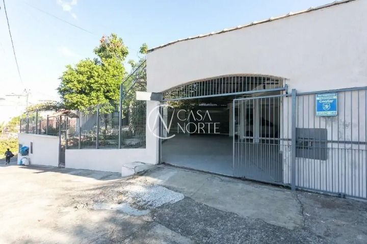 Casa Comercial à venda com 4 quartos, 120m², 8 vagas, Rua Manoel Lopes Meirelles no bairro Jardim Sabará em Porto Alegre