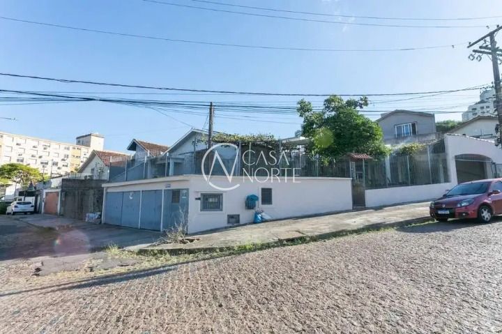 Casa Comercial à venda com 4 quartos, 120m², 8 vagas, Rua Manoel Lopes Meirelles no bairro Jardim Sabará em Porto Alegre