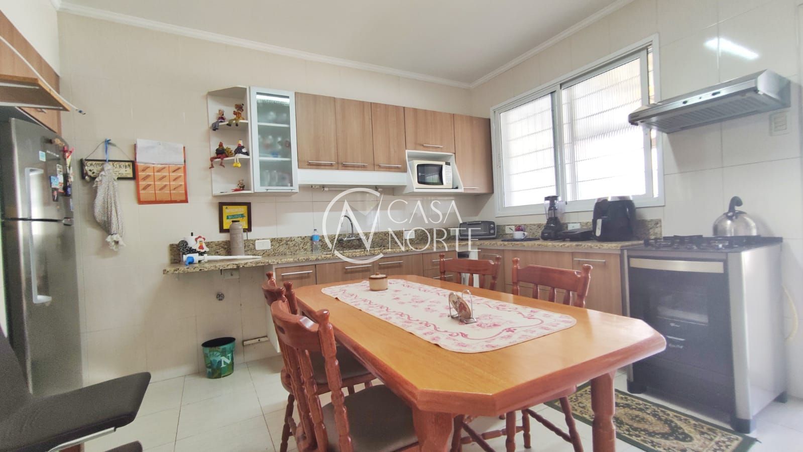 Casa à venda com 3 quartos, 180m², 1 suíte, 3 vagas, Rua Nicolau Copérnico no bairro Sarandi em Porto Alegre