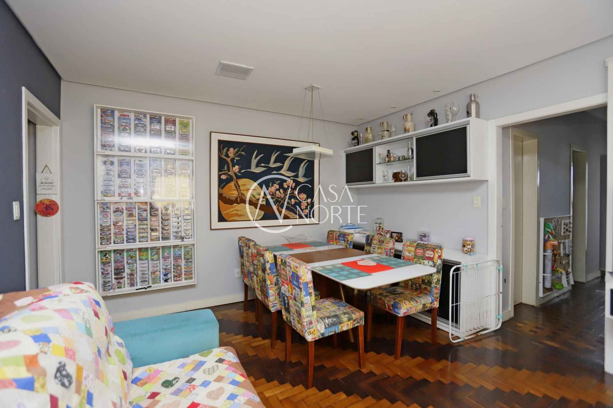 Apartamento à venda com 3 quartos, 87m², Avenida Osvaldo Aranha no bairro Bom Fim em Porto Alegre