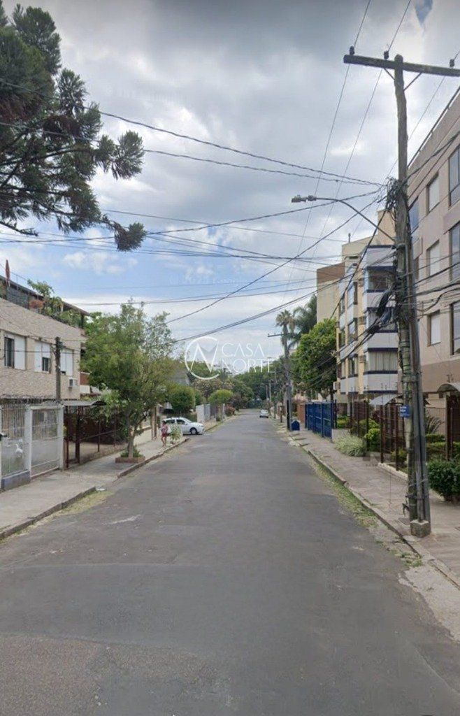 Terreno à venda  com 270m², Rua Afonso Rodrigues no bairro Jardim Botânico em Porto Alegre