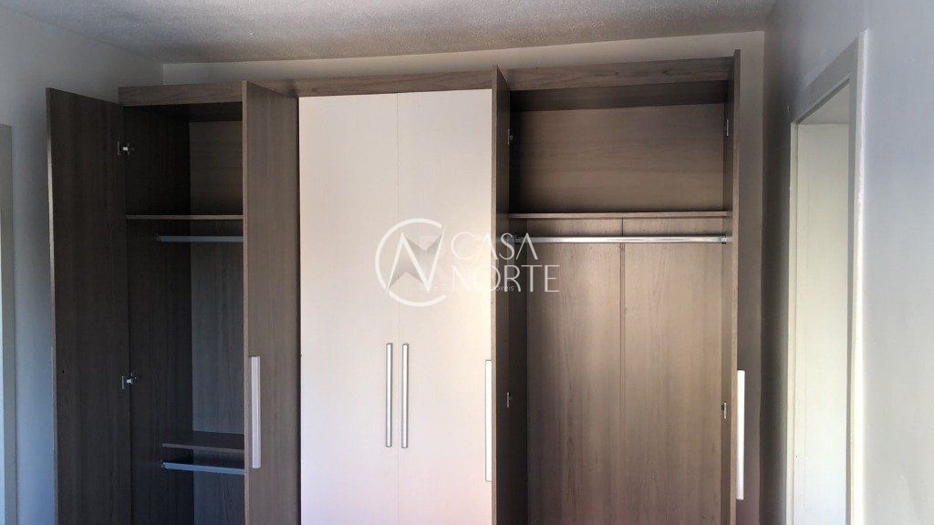 Apartamento à venda com 1 quarto, 33m², 1 vaga, Rua Carlos Pessoa de Brum no bairro Santo Antônio em Porto Alegre