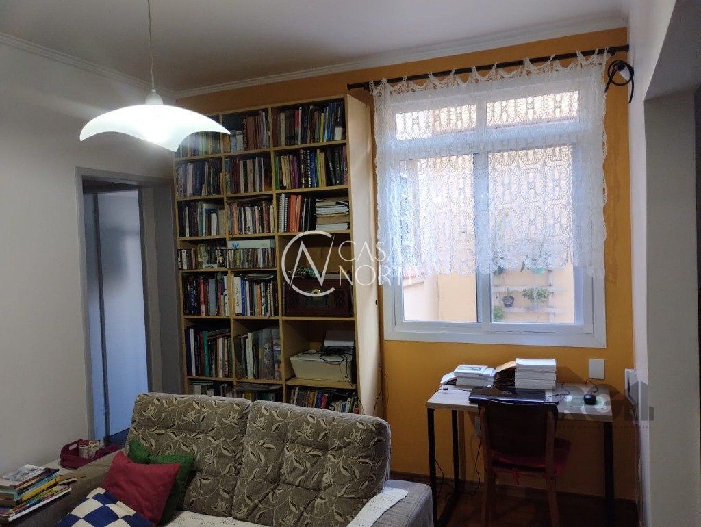 Apartamento à venda com 2 quartos, 67m², Avenida Cristóvão Colombo no bairro Floresta em Porto Alegre