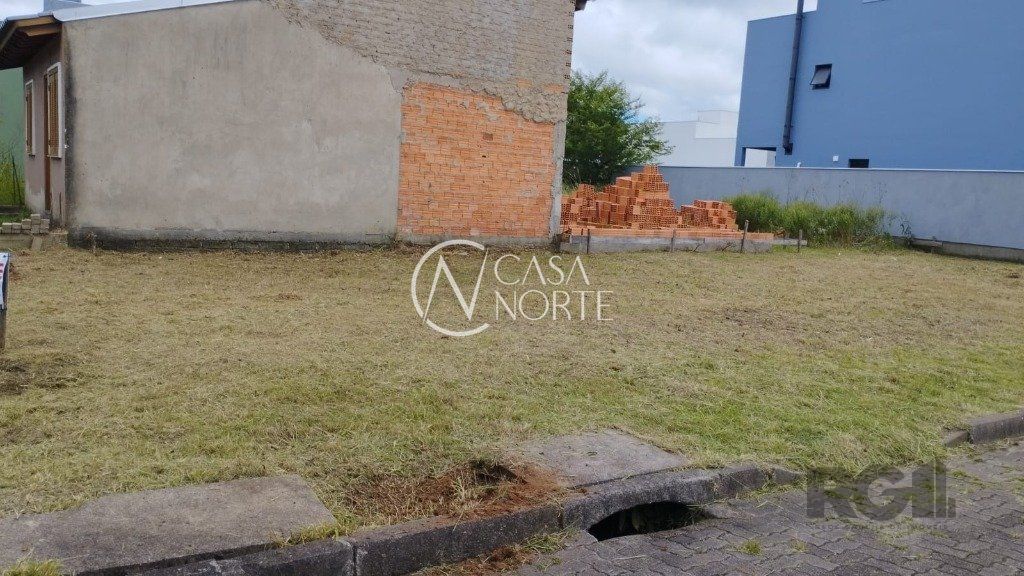 Terreno à venda  com 153m², Avenida Alcibiades Martins da Rocha no bairro Aberta dos Morros em Porto Alegre