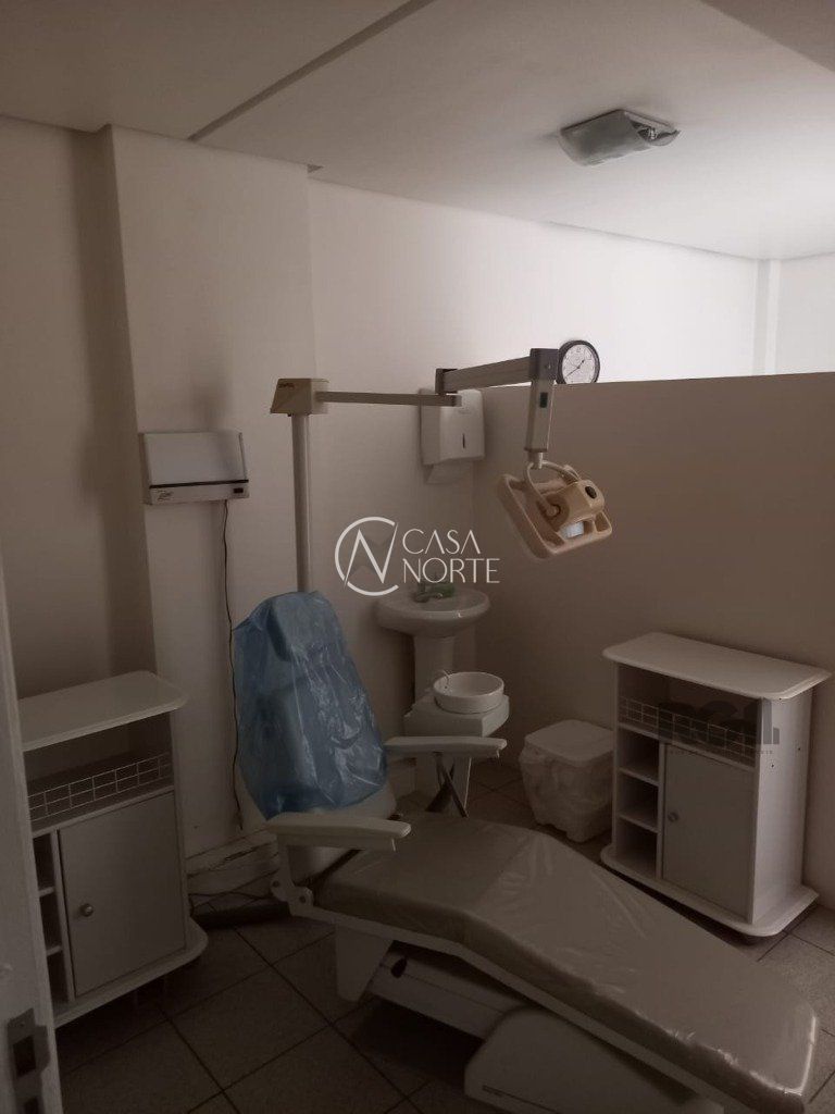 Sala Comercial à venda , Avenida Taquara no bairro Petrópolis em Porto Alegre