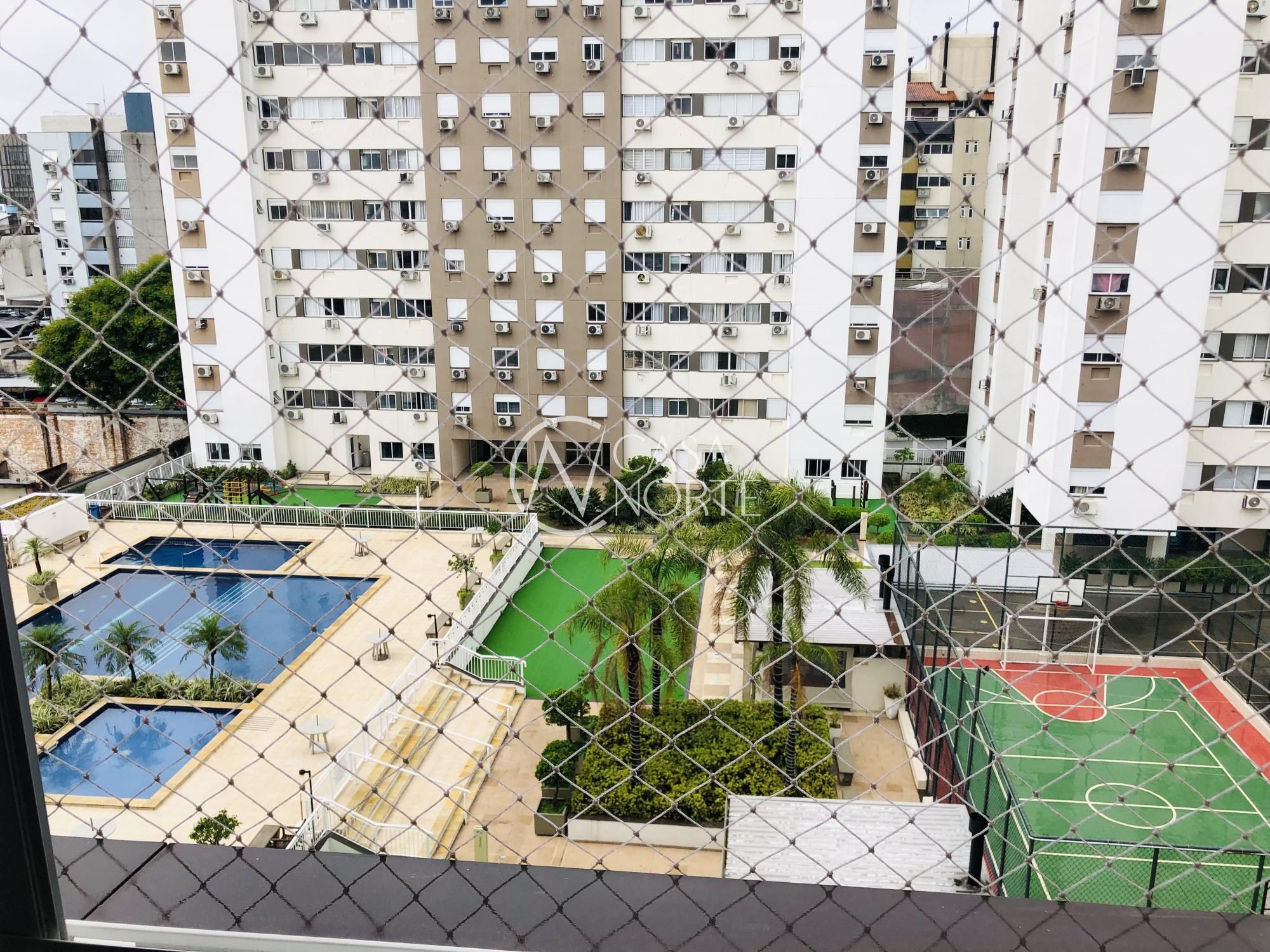 Apartamento à venda com 3 quartos, 69m², 1 suíte, 1 vaga, Rua Antônio Joaquim Mesquita no bairro Passo da Areia em Porto Alegre