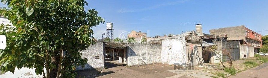 Terreno à venda  com 1266m², Rua Alvaro Chaves no bairro Floresta em Porto Alegre