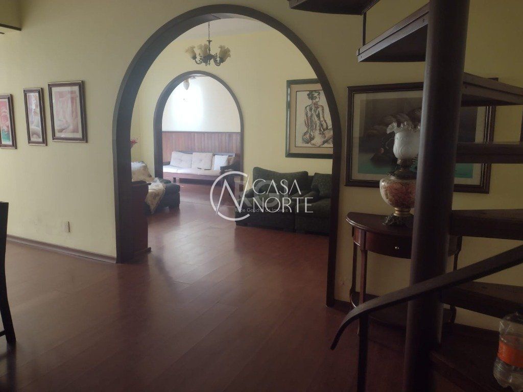 Duplex à venda com 3 quartos, 142m², Rua Quintino Bocaiuva no bairro Floresta em Porto Alegre