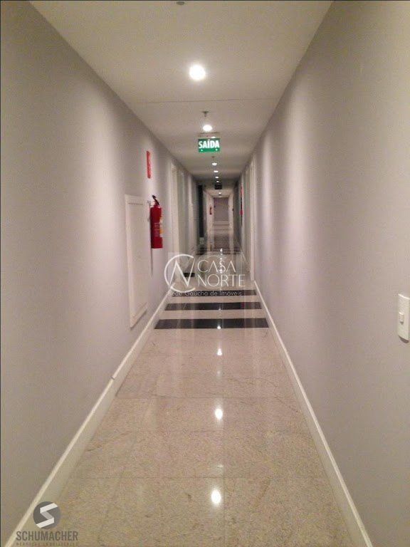 Sala Comercial à venda com 1 quarto, 38m², 1 vaga, Rua Ramiro Barcelos no bairro Moinhos de Vento em Porto Alegre