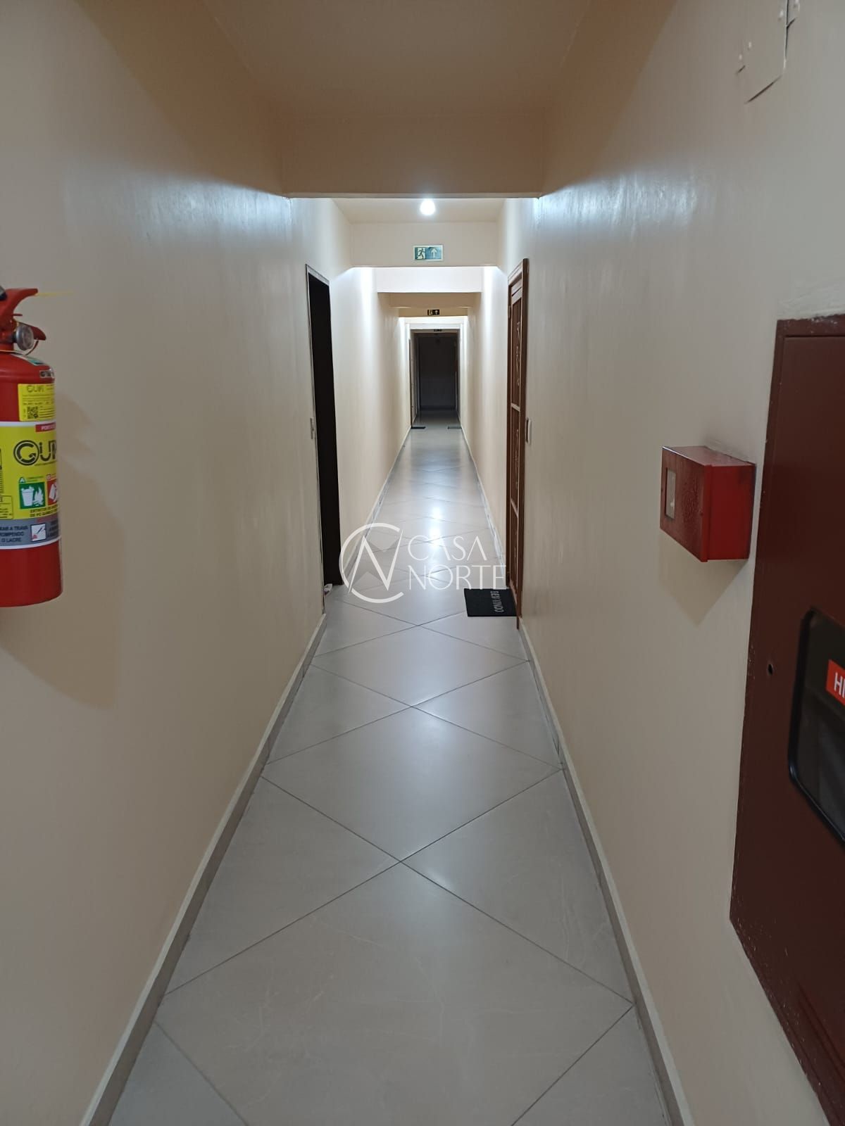 Apartamento à venda com 2 quartos, 56m², 1 vaga, Rua Aracy Froes no bairro Jardim Sabará em Porto Alegre