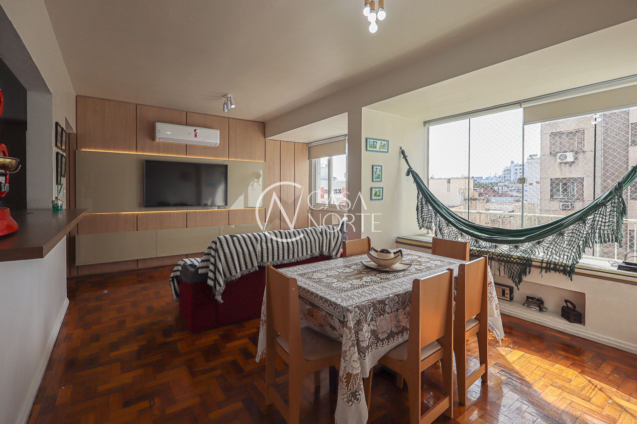 Apartamento à venda com 3 quartos, 121m², 1 suíte, Avenida Independência no bairro Moinhos de Vento em Porto Alegre