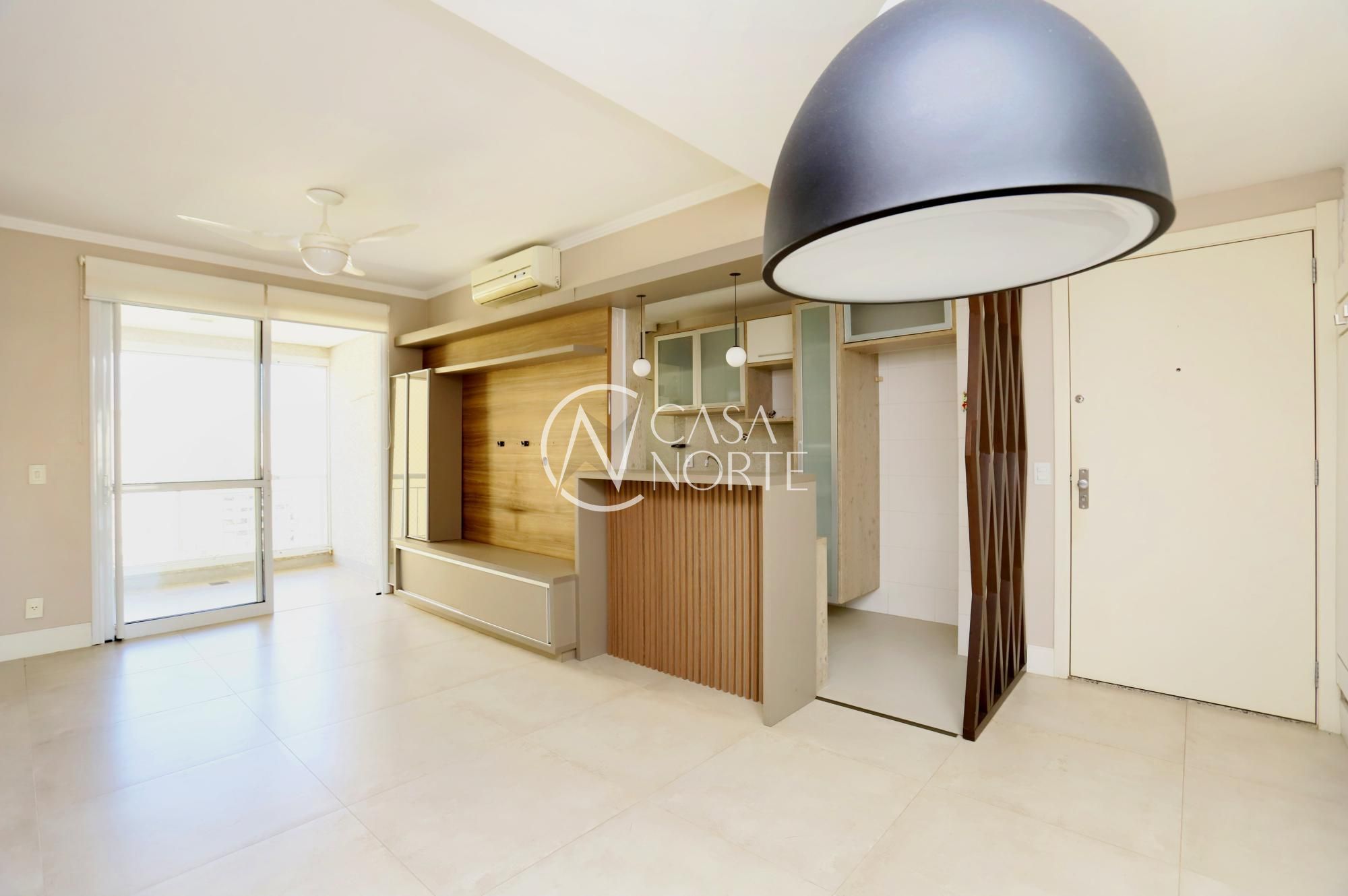 Apartamento à venda com 2 quartos, 69m², 1 suíte, 2 vagas, Avenida Grécia no bairro Passo da Areia em Porto Alegre