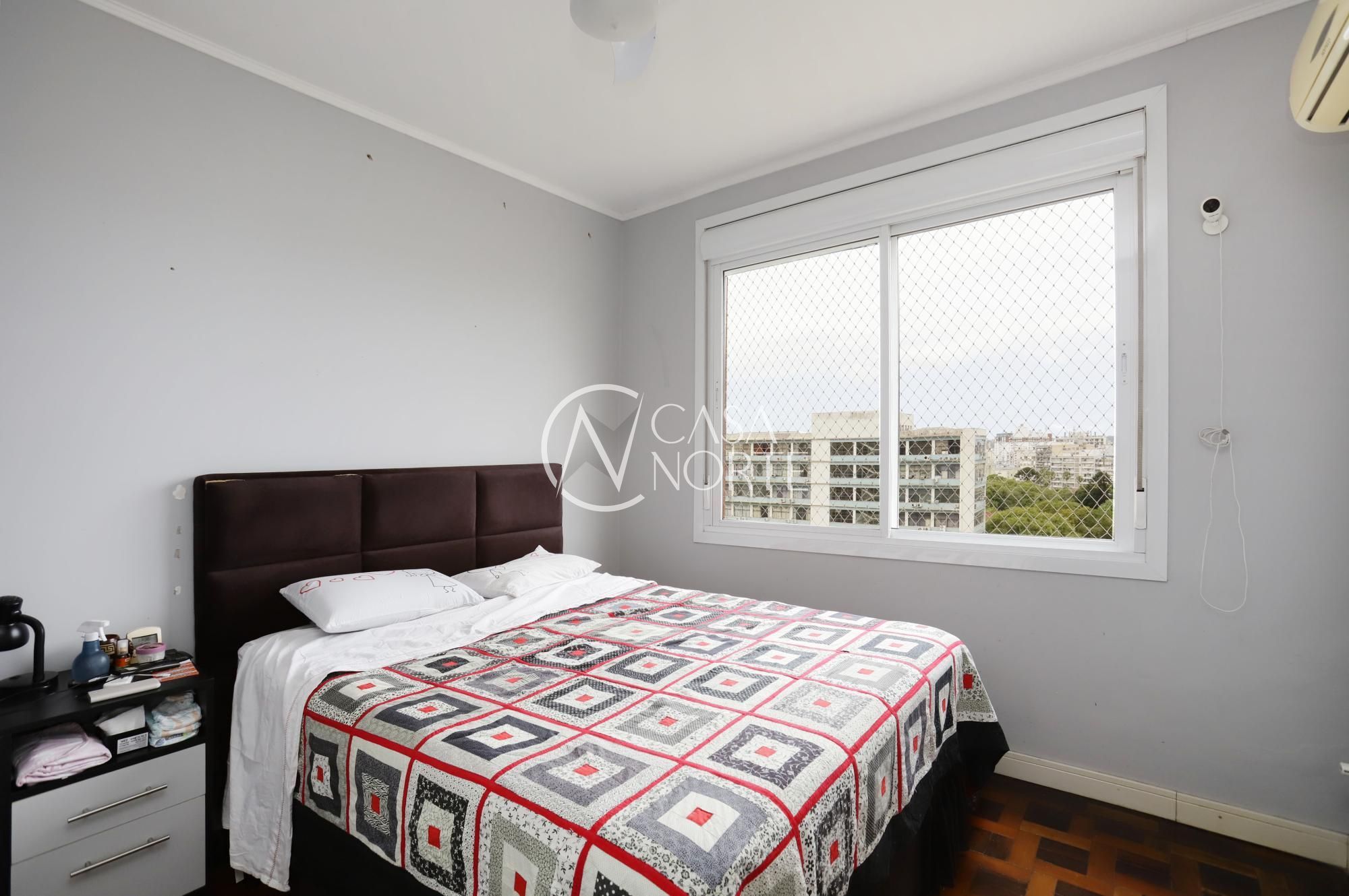 Apartamento à venda com 3 quartos, 87m², Avenida Osvaldo Aranha no bairro Bom Fim em Porto Alegre